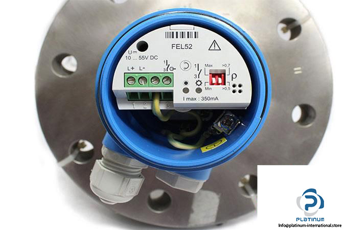 endress-hauser-ftl51c-dbqkbk2g4aa-point-level-switch6_675x450