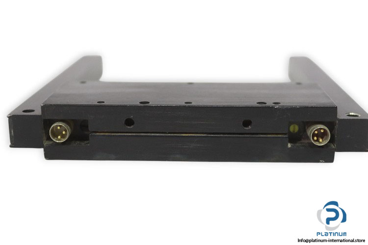 di-soric-OGU-100_170-P3-TSL-Fork-light-barrier-(Used)-1