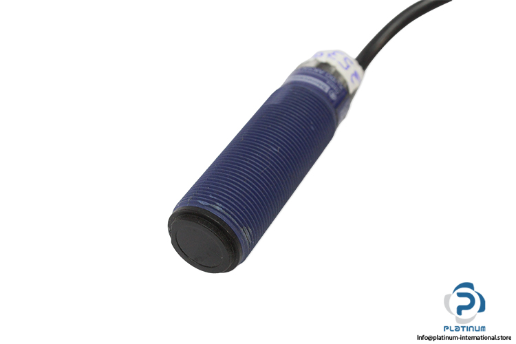 telemecanique-XUB0AKSNL2T-through-beam-sensor-(New)-1