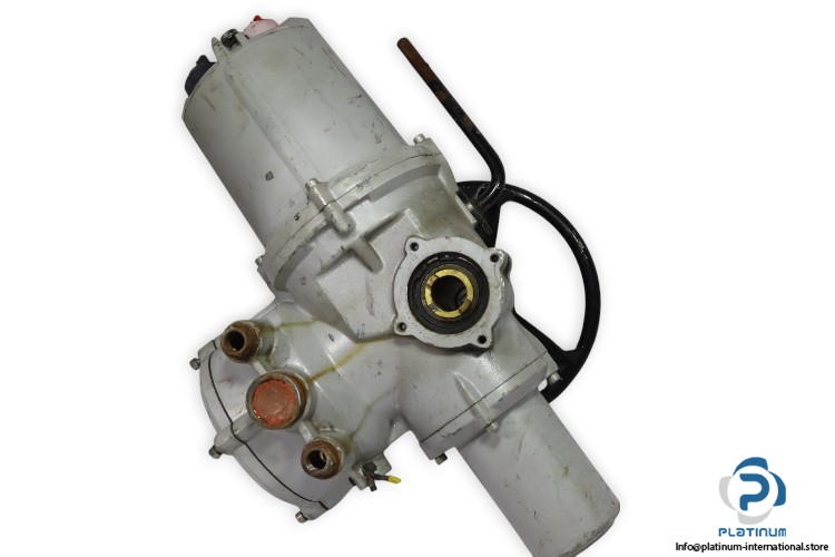 rotork-IQ12F10A-electrical-actuator-used-3