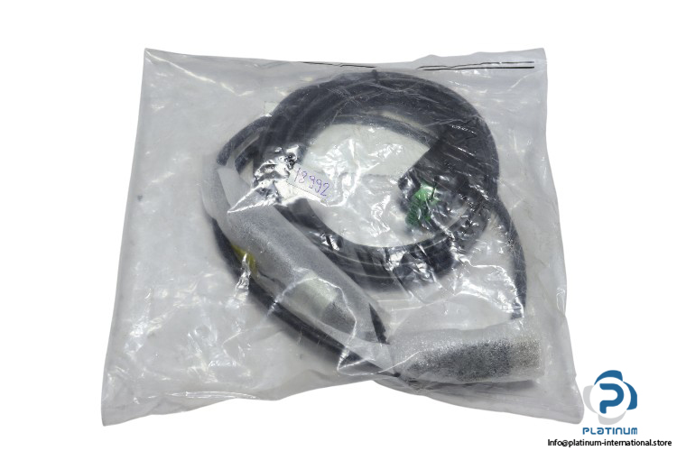 schneider-A9XCATM1-usb-modbus-cable-test-(new)-1