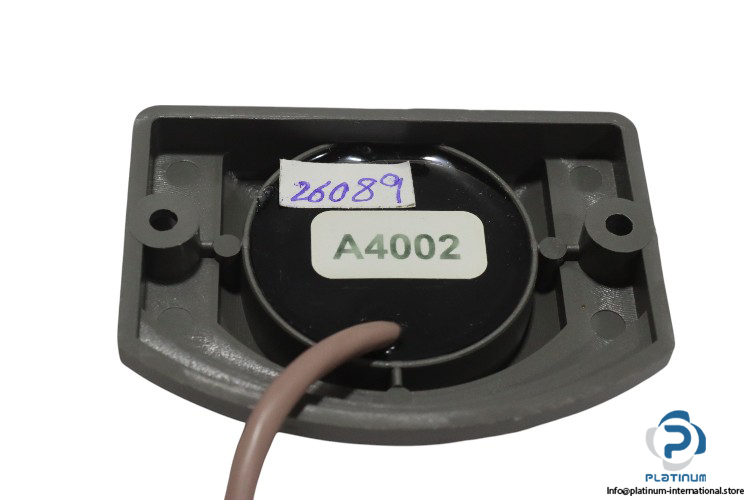 A4002-cable-(new)-1