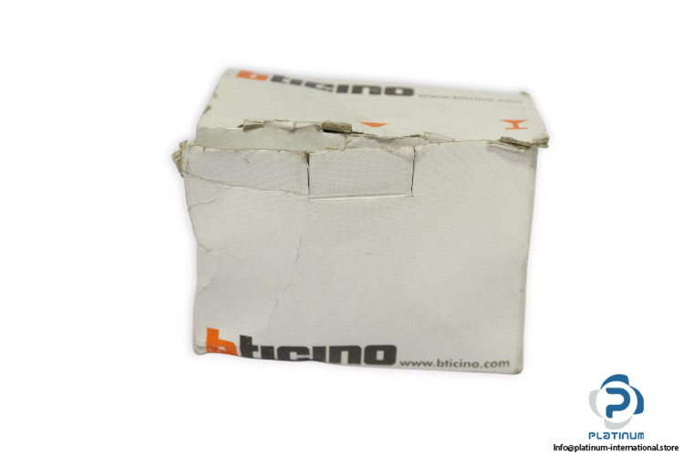 bticino-C9079C6-RJ45-connector-(New)-1