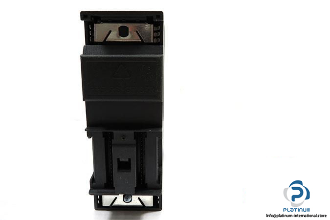 siemens-6es7-322-1bh01-0aa0-digital-output-module3_675x450