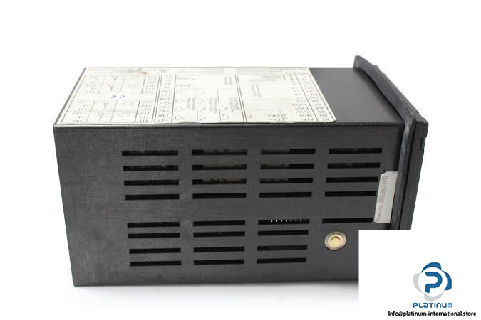camille-bauer-r0300-multi-channel-controller3_675x450