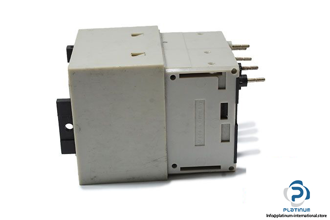 ivo-fe504-electro-mechanical-preselection-counter-1