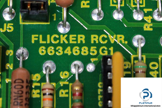 cb078-6634684c1-9817458-circuit-board-4