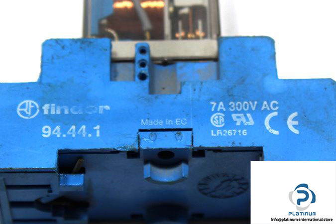 finder-55-32-9-024-0040-relay-2