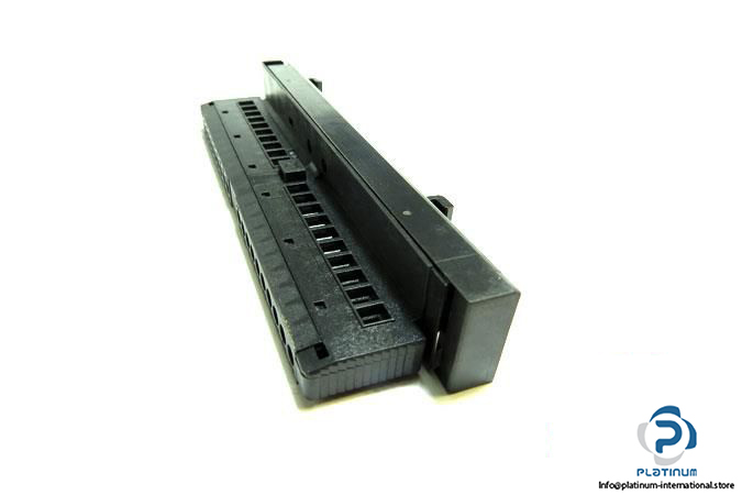 siemens-simatic-6es7-392-1aj00-0aa0-connector3_675x450