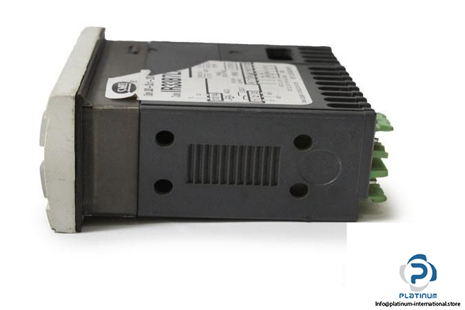 carel-ir33b7lr20-electronic-control3_675x450