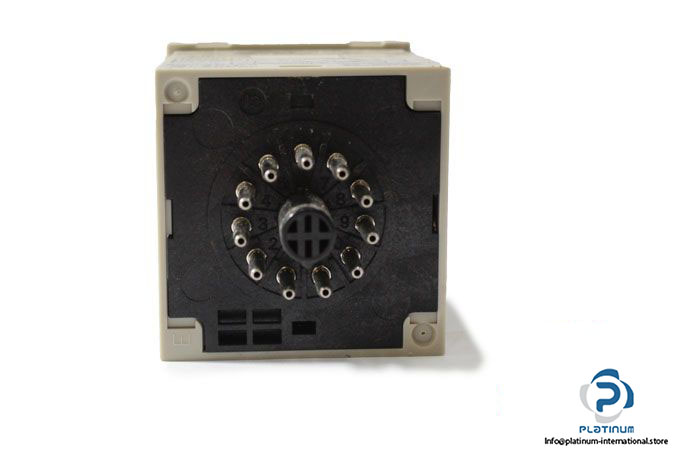 omron-h3cr-a-multifunctional-timer-3