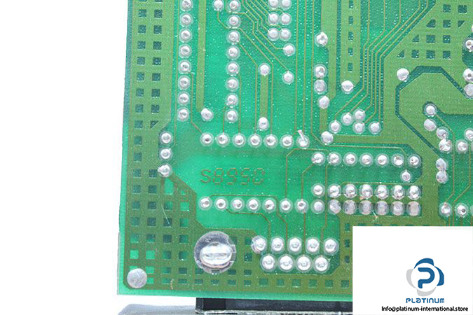 s8950-circuit-board-2