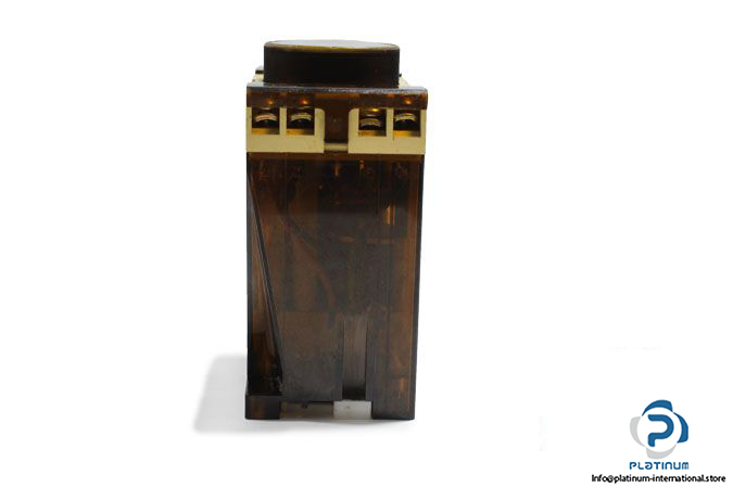crouzet-88225014-time-delay-relay-1