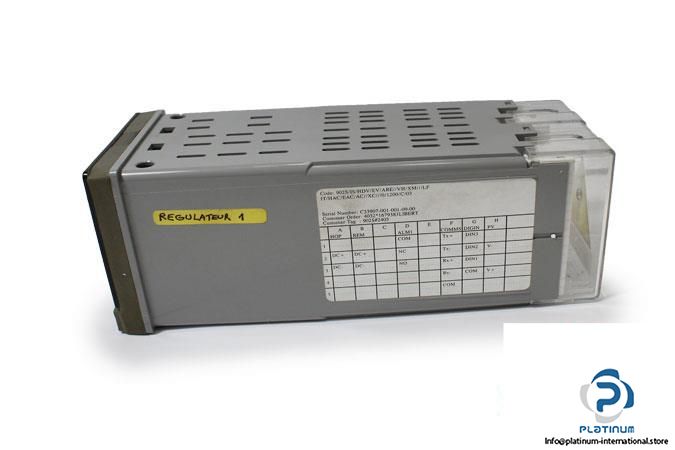 eurotherm-regulatuer-1-temperature-controller4_675x450