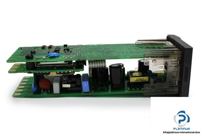 ascon-m5-3150-0000-process-controller-with-setpoint-programmer4_675x450