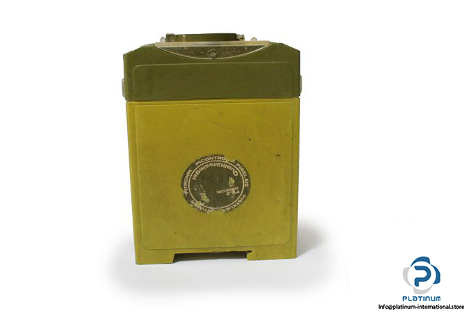 pilz-pf-1nu_30_100_220vac_1uz-safety-relay-1