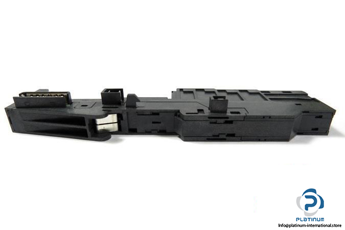 siemens-6es7-193-4ca50-0aa0-terminal-block3_675x450