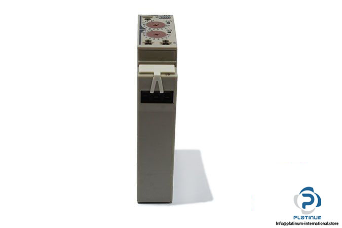 omron-h3de-f-solid-state-twin-timer-3