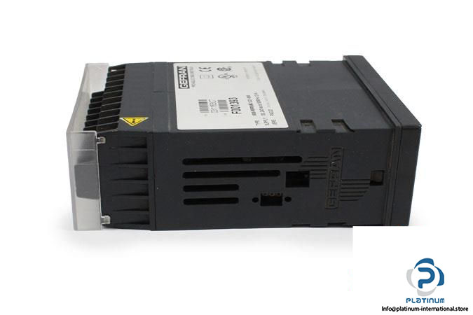 gefran-1600-rrr0v0-1221-000-temperature-controller4_675x450