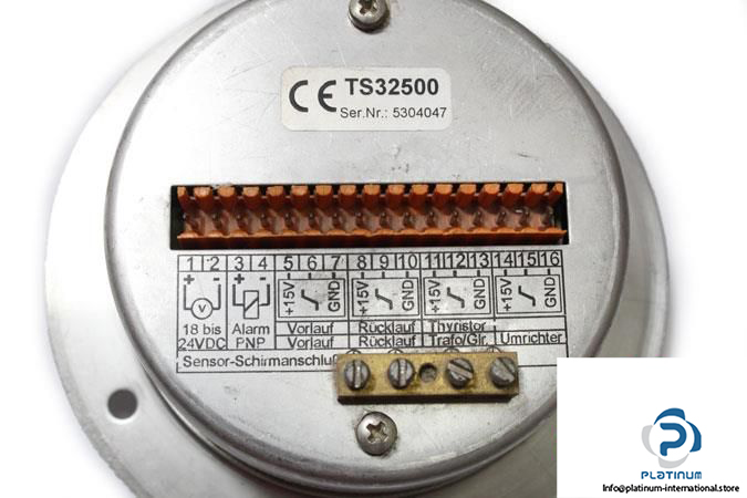 sika-electronic-ts32500-flow-sensor-flow-meter4_675x450