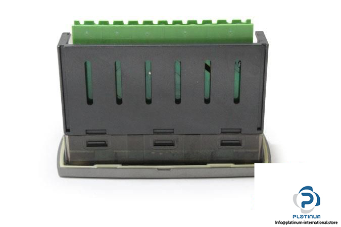 dixell-xr03cx-pvrc3-digital-controller3_675x450
