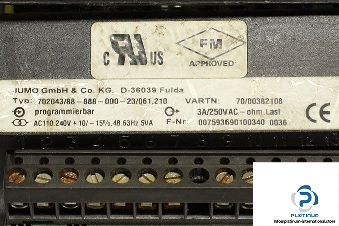 jumo-702043_88-888-000-23_061-210-microprocessor-controller-2