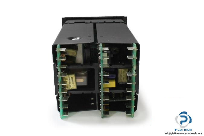 eurotherm-810-003-000-003-618-10-311-000-00-temperature-controller6_675x450