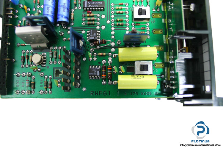 landis-gyr-rwf61-10-universal-controller-1