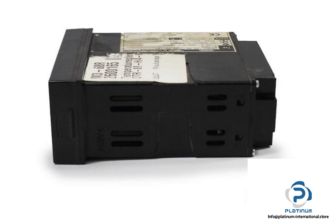 jumo-70303140-001-000-00-101-01000-compact-microprocessor-controller-dtron-0815_675x450
