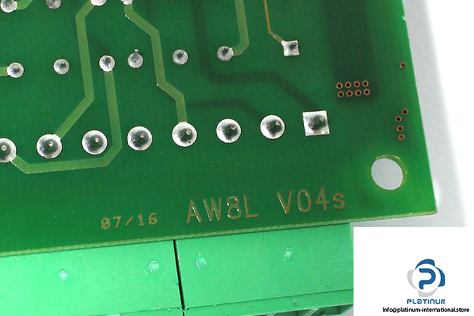 aw8l-v04s-circuit-board-3