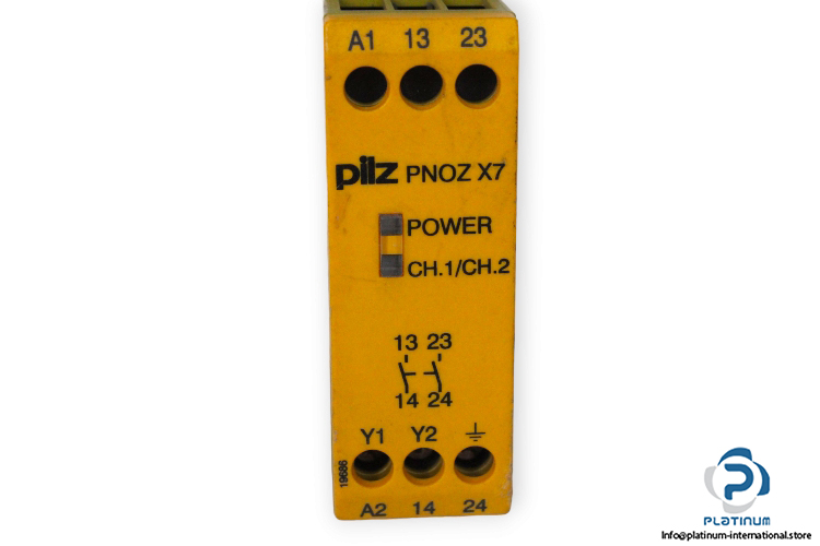 pilz-PNOZ-X7-AC-safety-relay-(used)-1
