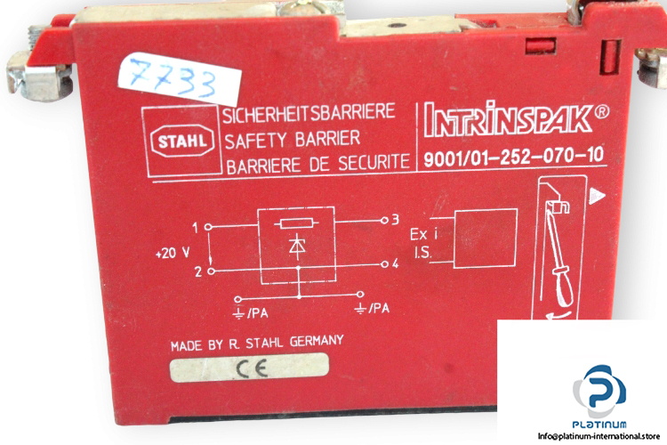 stahl-9001_01-252-070-10-safety-barrier-(used)-2