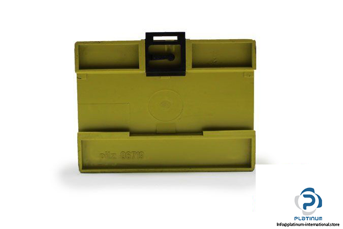 pilz-pnoz-8-24-v-dc-emergency-stop-relay-1