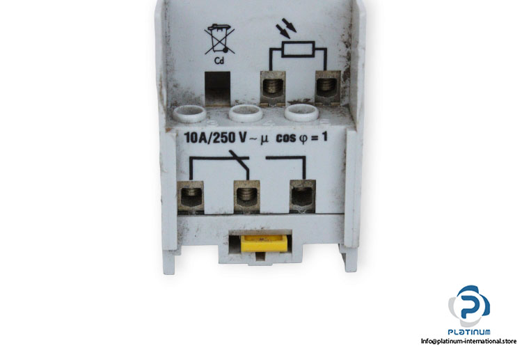 legrand-MICROLUX-037-21-twilight-timer-used-4
