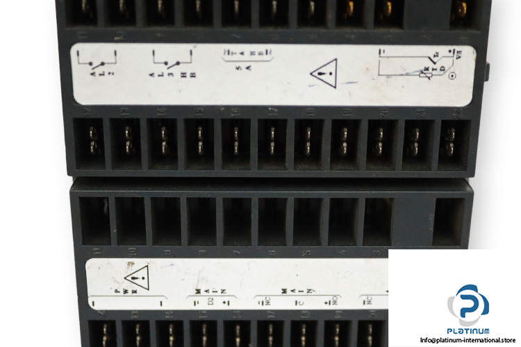 regloplas-1101-R0-1R-0-1-P21-temperature-controller-used-4