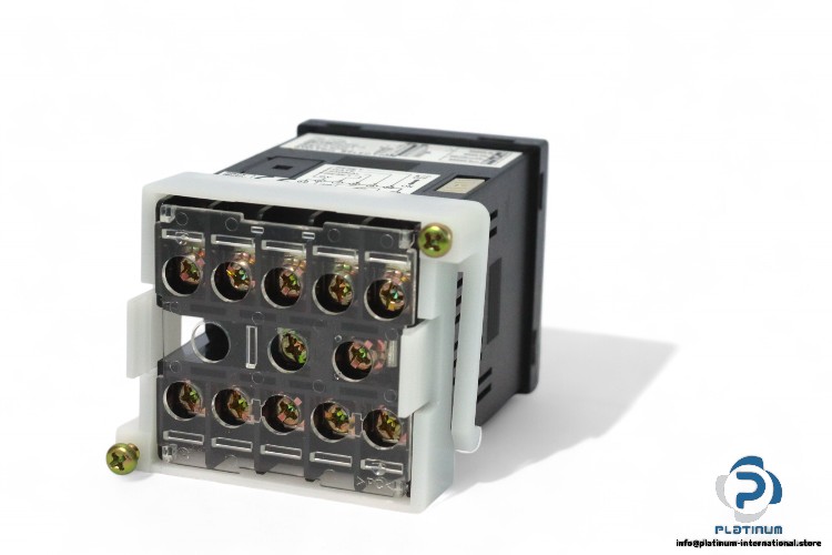 omron-H5CX-BWSD-501-multifunction-digital-timer-(new)-2