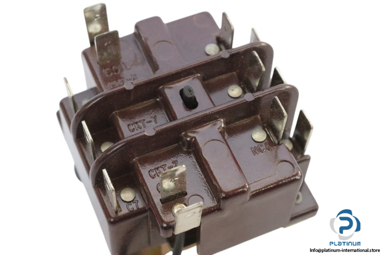 trane-ESSEX-switching-relay-(new)-1