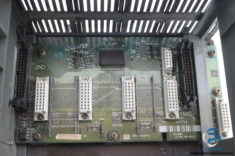 allen-bradley-1746-A4-4-slot-rack-modular-chassis-(used)-1