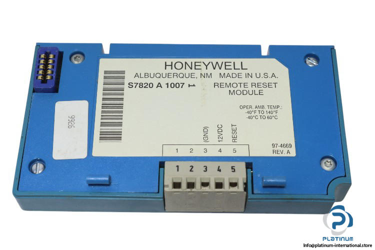 honeywell-RM7824-A-1006-burner-controller-used-4