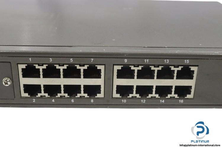 d-link-DES-1016R-ethernet-switch-(used)-2