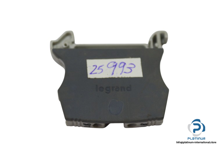 legrand-371-terminal-block-(new)-1