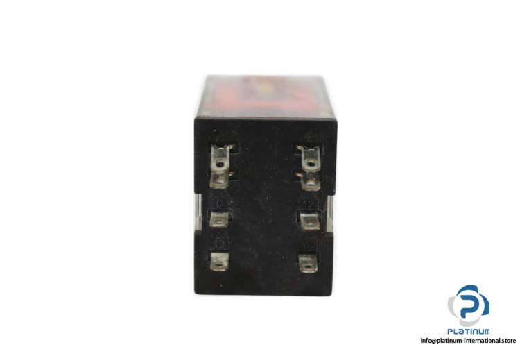 omron-MY2IN-(S)-1347Y1-plug-in-power-relay-(used)-2
