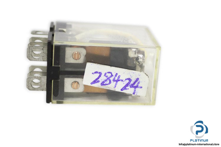 omron-LY2-100_110-VDC-plug-in-power-relay-(New)-4