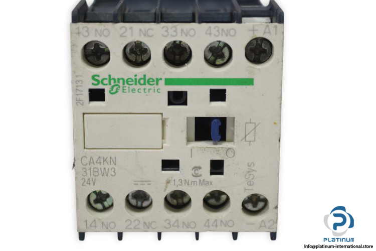 schneider-ca4kn31bw3-control-relay(used)-1