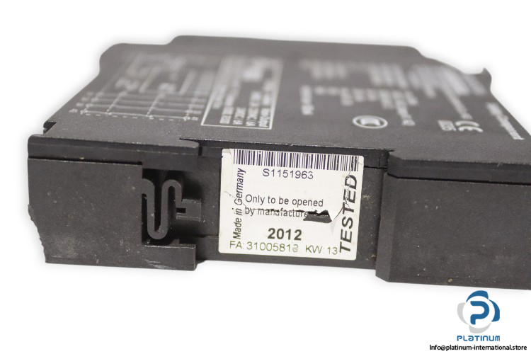 schmersal-srb301st-24v-safety-relay(used)-2