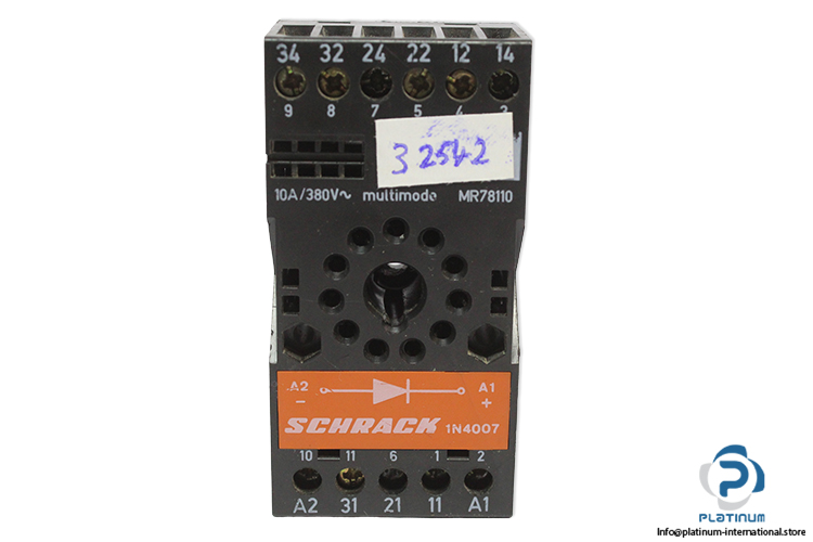 schrack-MR78110-relay-socket-(Used)-1