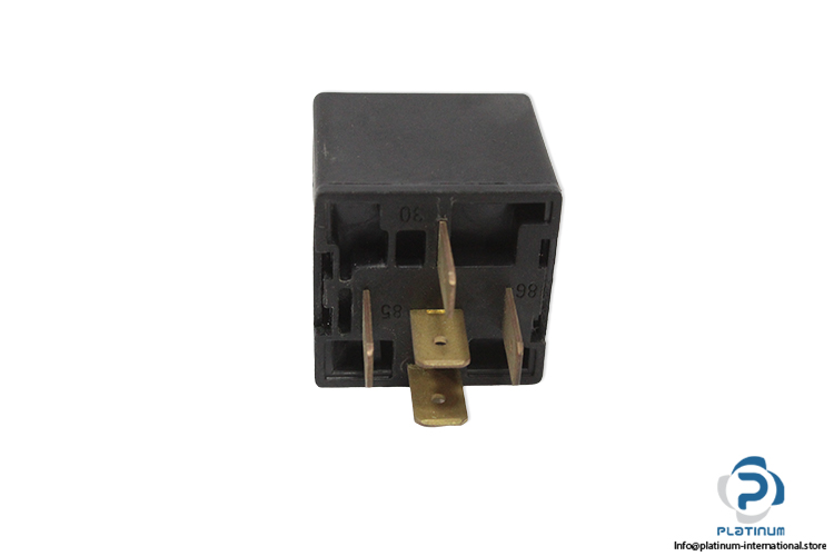 fitre-R502_012Z3C-12VDC-plug-in-relay-(New)-2