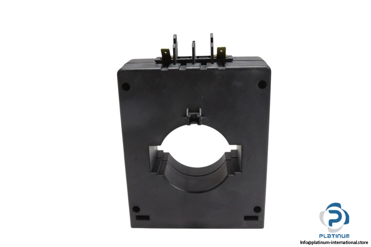 carlo-gavazzi-TAD6-400_5-A-current-transformer-(new)-2