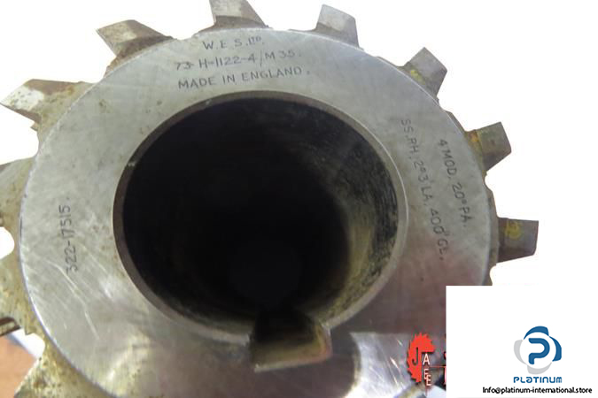 multiple-thread-involute-hob-m4-gear-hob8_675x450