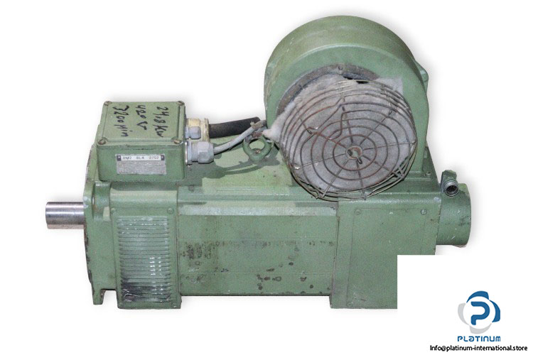 lenze-GFQURS112-22-dc-motor-used-1